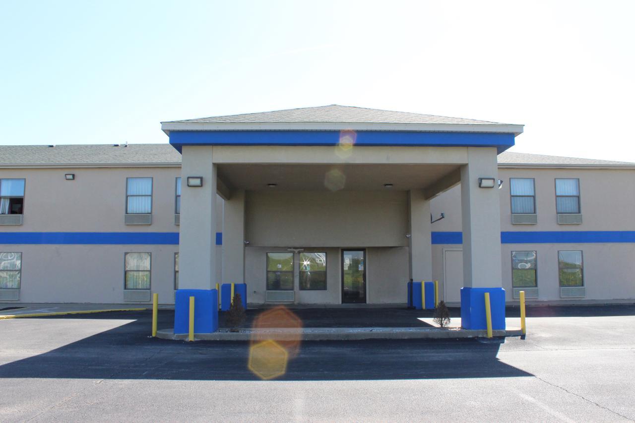 Hotel Super 8 By Wyndham Chenoa Extérieur photo